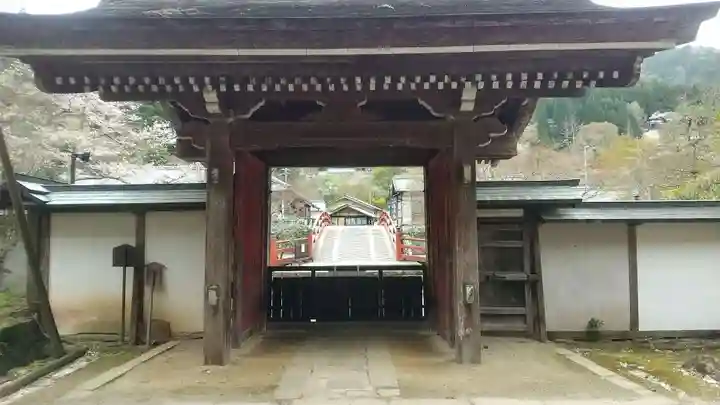 室生寺の山門・神門