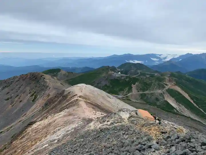 乗鞍本宮の{uncategorized: "未分類", other: "その他", undefined: "問題あり", building: "その他建物", grave: "お墓", sacred_gate: "鳥居", guardian: "狛犬", statue: "像", buddha: "仏像", history: "歴史", nature: "自然", garden: "庭園", animal: "動物", pagoda: "塔", temizu: "手水舎", mountain_gate: "山門・神門", sanctuary: "本殿・本堂", subordinate: "末社・摂社", art: "芸術", scenery: "景色", jizo: "地蔵", ema: "絵馬", goshuin: "御朱印", omikuji: "おみくじ", items: "授与品その他", amulet: "お守り", goshuincho: "御朱印帳", eats: "食事", festival: "お祭り", votive_dance: "神楽", shichigosan: "七五三参", wedding: "結婚式", experience: "体験その他", initially: "初詣", around: "周辺", anti_infection: "感染症対策"}