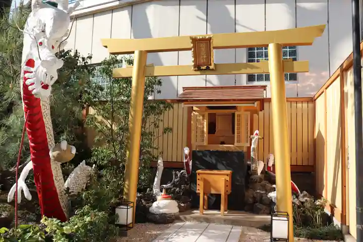 蛇窪神社の末社・摂社