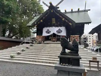 札幌諏訪神社の狛犬