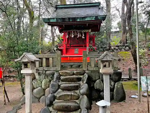 堤治神社の末社・摂社