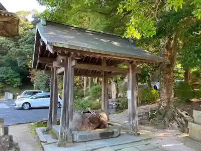 揖夜神社の手水舎