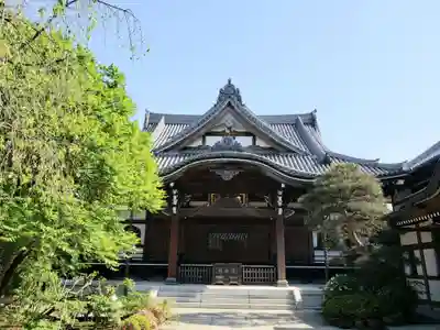 立法寺の本殿・本堂
