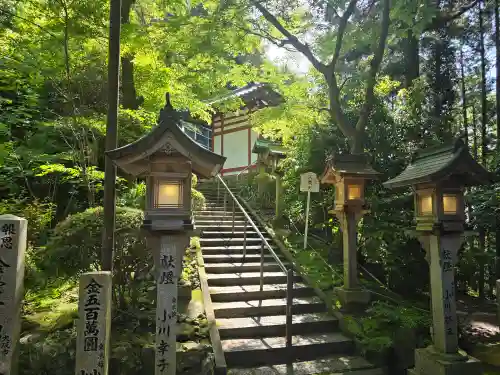 宝山寺奥之院(奈良県)