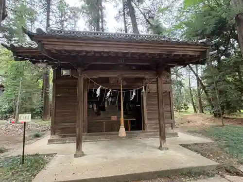 間々田八幡宮の{uncategorized: "未分類", other: "その他", undefined: "問題あり", building: "その他建物", grave: "お墓", sacred_gate: "鳥居", guardian: "狛犬", statue: "像", buddha: "仏像", history: "歴史", nature: "自然", garden: "庭園", animal: "動物", pagoda: "塔", temizu: "手水舎", mountain_gate: "山門・神門", sanctuary: "本殿・本堂", subordinate: "末社・摂社", art: "芸術", scenery: "景色", jizo: "地蔵", ema: "絵馬", goshuin: "御朱印", omikuji: "おみくじ", items: "授与品その他", amulet: "お守り", goshuincho: "御朱印帳", eats: "食事", festival: "お祭り", votive_dance: "神楽", shichigosan: "七五三参", wedding: "結婚式", experience: "体験その他", initially: "初詣", around: "周辺", anti_infection: "感染症対策"}