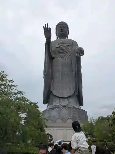 東本願寺本廟 牛久浄苑（牛久大仏）(茨城県)