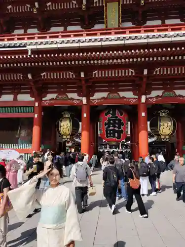 浅草寺の山門・神門