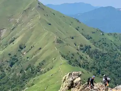 劔山本宮宝蔵石神社(徳島県)