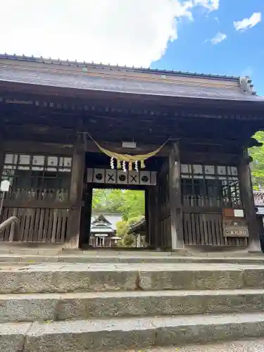 二本松神社の{uncategorized: "未分類", other: "その他", undefined: "問題あり", building: "その他建物", grave: "お墓", sacred_gate: "鳥居", guardian: "狛犬", statue: "像", buddha: "仏像", history: "歴史", nature: "自然", garden: "庭園", animal: "動物", pagoda: "塔", temizu: "手水舎", mountain_gate: "山門・神門", sanctuary: "本殿・本堂", subordinate: "末社・摂社", art: "芸術", scenery: "景色", jizo: "地蔵", ema: "絵馬", goshuin: "御朱印", omikuji: "おみくじ", items: "授与品その他", amulet: "お守り", goshuincho: "御朱印帳", eats: "食事", festival: "お祭り", votive_dance: "神楽", shichigosan: "七五三参", wedding: "結婚式", experience: "体験その他", initially: "初詣", around: "周辺", anti_infection: "感染症対策"}