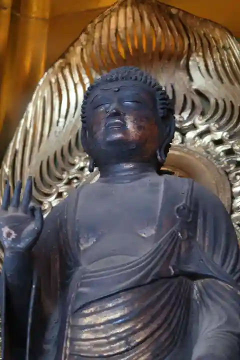 東林寺の仏像