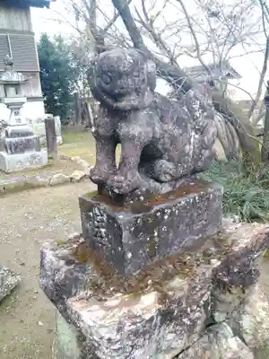 土佐神社離宮の狛犬