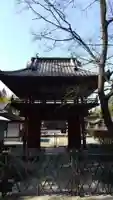 鶏足寺の山門・神門