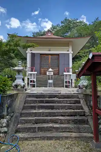 真長寺の本殿