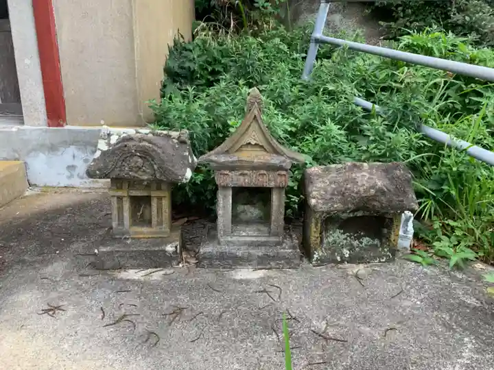 川津神社の末社・摂社