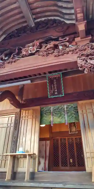 白笹稲荷神社の本殿・本堂