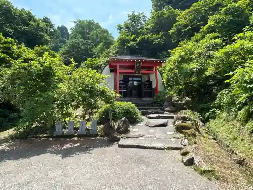 高龍神社　奥之院(新潟県)