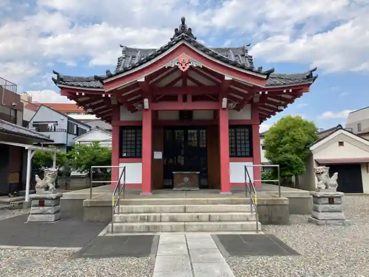白髭神社の本殿・本堂