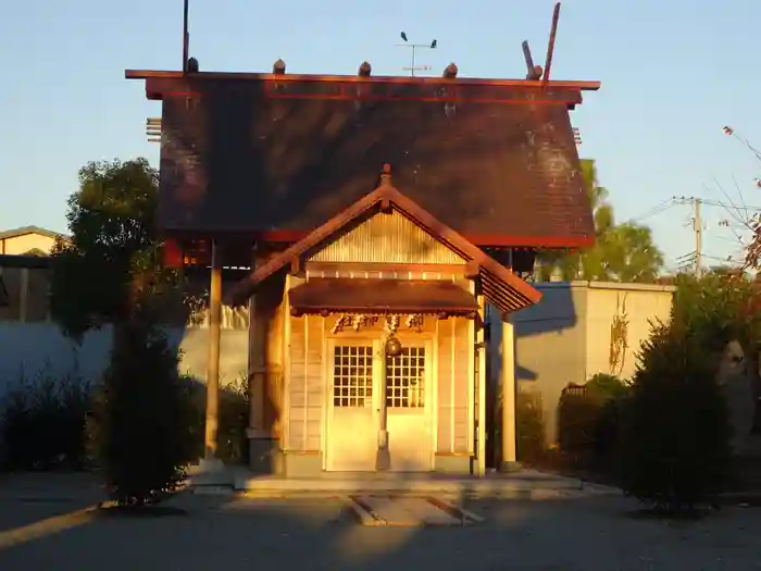 柳明神社の本殿