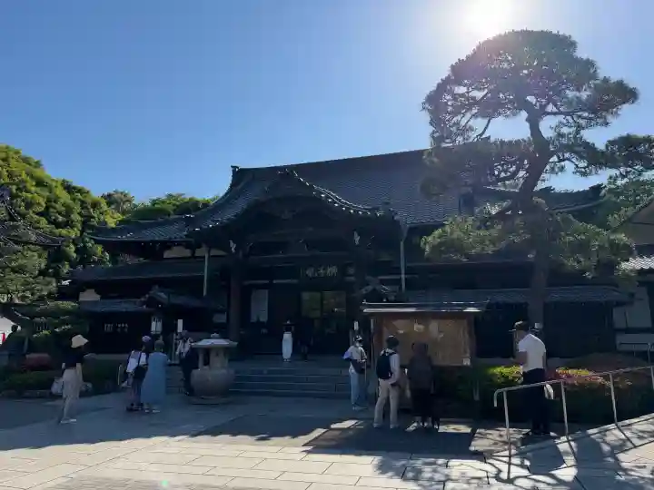 泉岳寺の{uncategorized: "未分類", other: "その他", undefined: "問題あり", building: "その他建物", grave: "お墓", sacred_gate: "鳥居", guardian: "狛犬", statue: "像", buddha: "仏像", history: "歴史", nature: "自然", garden: "庭園", animal: "動物", pagoda: "塔", temizu: "手水舎", mountain_gate: "山門・神門", sanctuary: "本殿・本堂", subordinate: "末社・摂社", art: "芸術", scenery: "景色", jizo: "地蔵", ema: "絵馬", goshuin: "御朱印", omikuji: "おみくじ", items: "授与品その他", amulet: "お守り", goshuincho: "御朱印帳", eats: "食事", festival: "お祭り", votive_dance: "神楽", shichigosan: "七五三参", wedding: "結婚式", experience: "体験その他", initially: "初詣", around: "周辺", anti_infection: "感染症対策"}