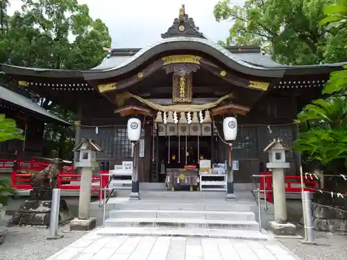 本渡諏訪神社の本殿・本堂