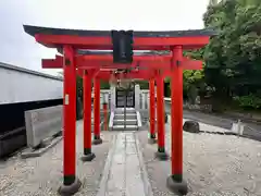 信長大明神の鳥居