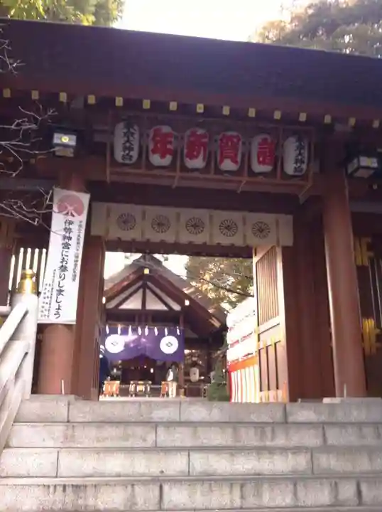 東京大神宮の山門・神門