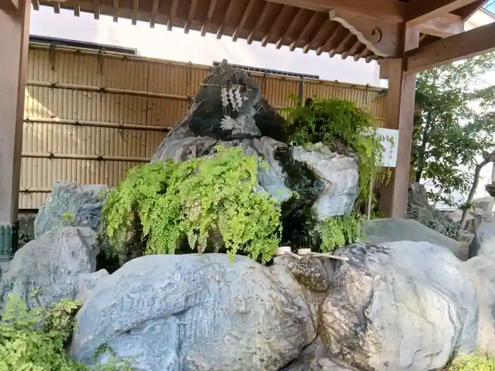 馬橋稲荷神社の{uncategorized: "未分類", other: "その他", undefined: "問題あり", building: "その他建物", grave: "お墓", sacred_gate: "鳥居", guardian: "狛犬", statue: "像", buddha: "仏像", history: "歴史", nature: "自然", garden: "庭園", animal: "動物", pagoda: "塔", temizu: "手水舎", mountain_gate: "山門・神門", sanctuary: "本殿・本堂", subordinate: "末社・摂社", art: "芸術", scenery: "景色", jizo: "地蔵", ema: "絵馬", goshuin: "御朱印", omikuji: "おみくじ", items: "授与品その他", amulet: "お守り", goshuincho: "御朱印帳", eats: "食事", festival: "お祭り", votive_dance: "神楽", shichigosan: "七五三参", wedding: "結婚式", experience: "体験その他", initially: "初詣", around: "周辺", anti_infection: "感染症対策"}