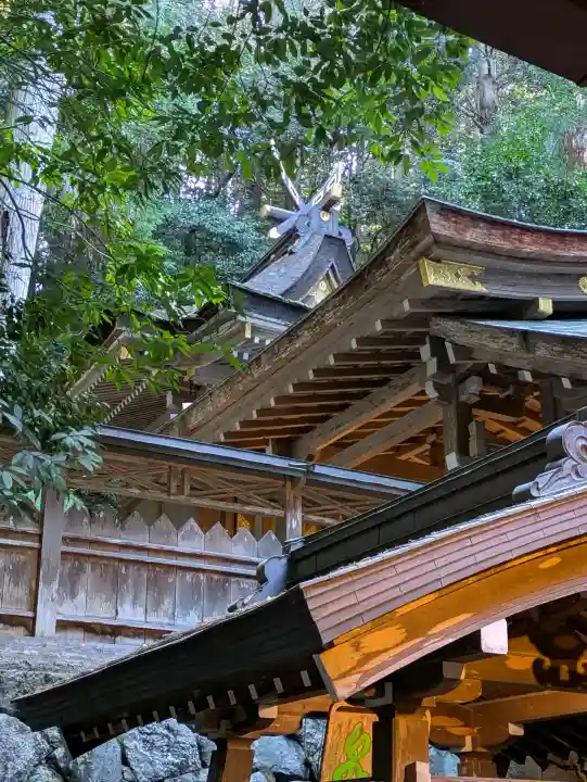 檜原神社(大神神社摂社)の{uncategorized: "未分類", other: "その他", undefined: "問題あり", building: "その他建物", grave: "お墓", sacred_gate: "鳥居", guardian: "狛犬", statue: "像", buddha: "仏像", history: "歴史", nature: "自然", garden: "庭園", animal: "動物", pagoda: "塔", temizu: "手水舎", mountain_gate: "山門・神門", sanctuary: "本殿・本堂", subordinate: "末社・摂社", art: "芸術", scenery: "景色", jizo: "地蔵", ema: "絵馬", goshuin: "御朱印", omikuji: "おみくじ", items: "授与品その他", amulet: "お守り", goshuincho: "御朱印帳", eats: "食事", festival: "お祭り", votive_dance: "神楽", shichigosan: "七五三参", wedding: "結婚式", experience: "体験その他", initially: "初詣", around: "周辺", anti_infection: "感染症対策"}
