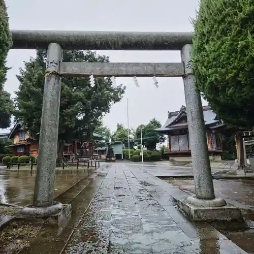 諏訪神社の鳥居