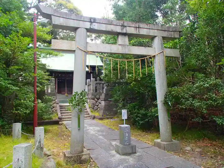 忍 諏訪神社・東照宮 の鳥居