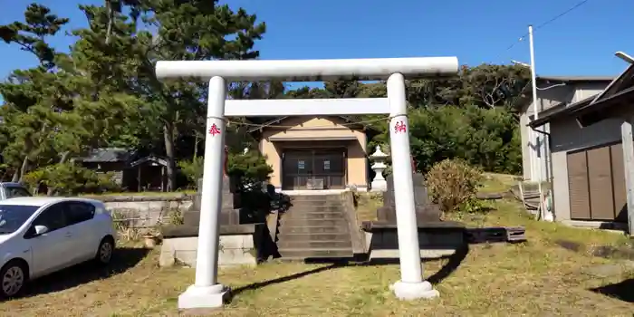 神明社の鳥居