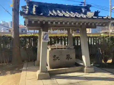 飛木稲荷神社の手水舎