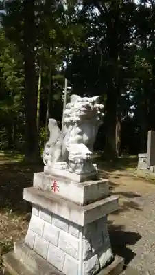 宇奈己呂和気神社の狛犬