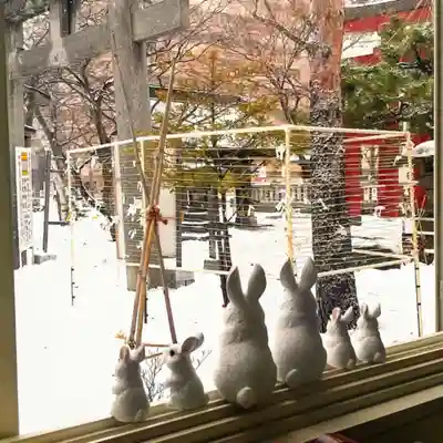 彌彦神社　(伊夜日子神社)の像