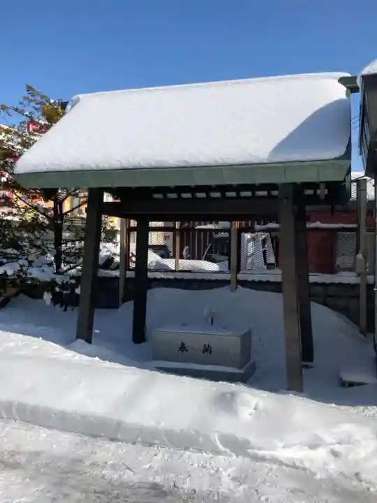 上白石神社の手水舎