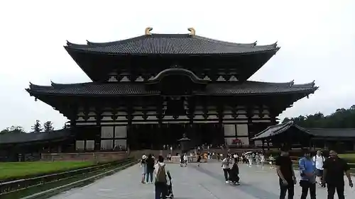 東大寺の本殿