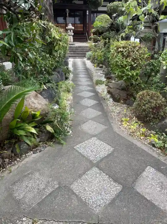 来恩寺の本殿・本堂