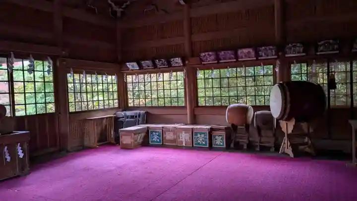 丸瀬布神社の本殿・本堂