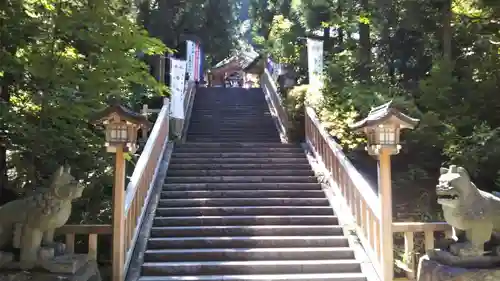 真山神社の建物その他