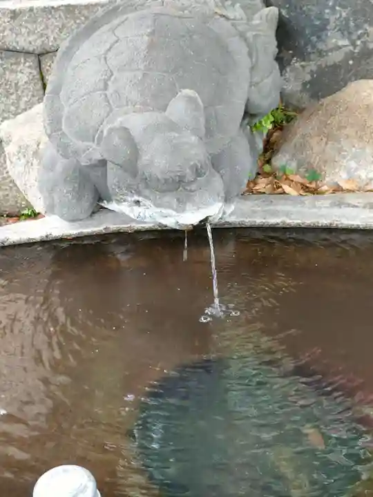 艮神社の手水舎