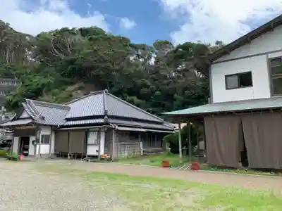 恵日寺の本殿・本堂