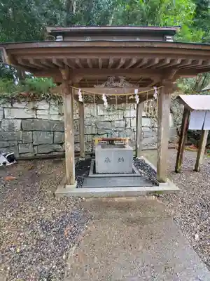 泉神社の手水舎