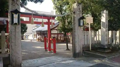 率川神社（大神神社摂社）の鳥居