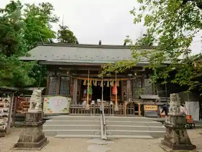 二柱神社の本殿・本堂