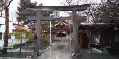 彌彦神社　(伊夜日子神社)の本殿・本堂