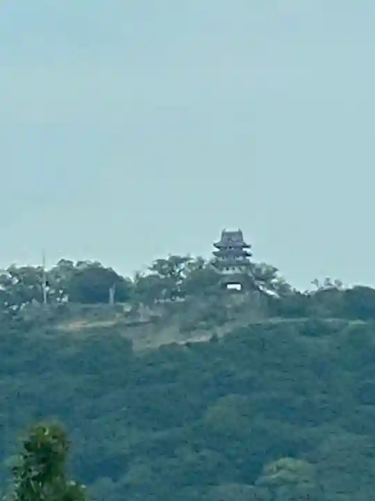 洲本八幡神社の周辺