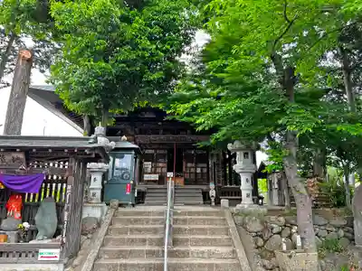 定林寺の本殿・本堂