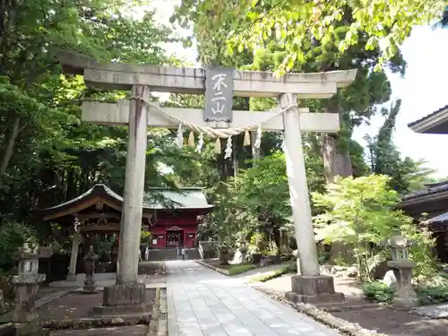 富士山東口本宮 冨士浅間神社の鳥居