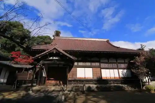 満願寺の本殿