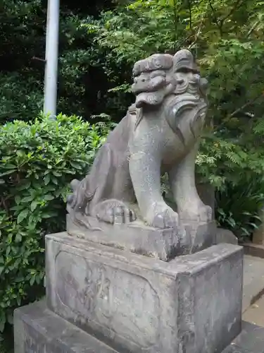 城山熊野神社の狛犬